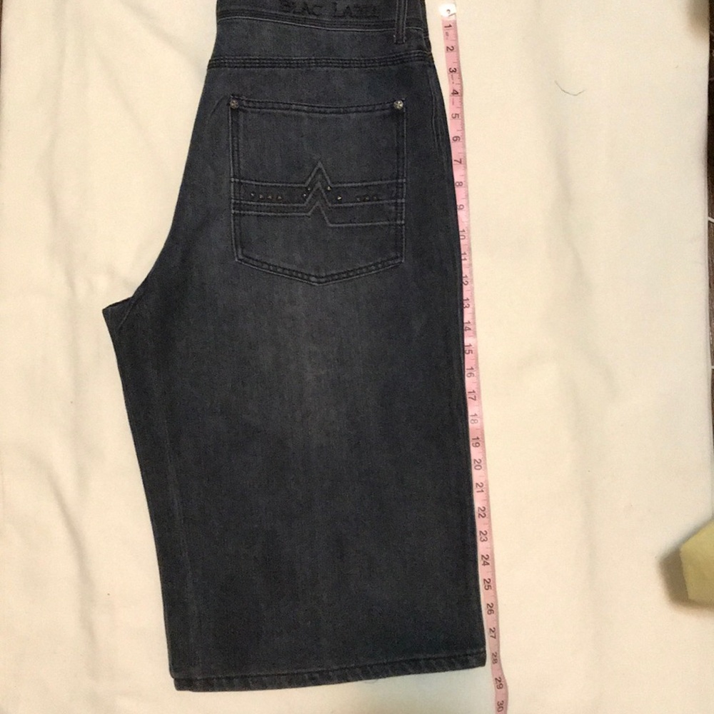 Black Label Jeans Shorts!